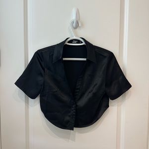 NWOT Tigermist black satin button up crop top
